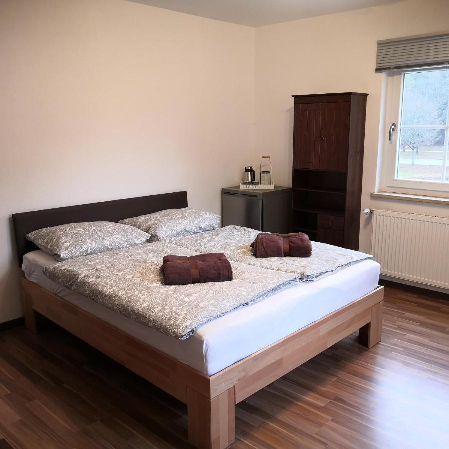 Ferienhaus Am Bach Mit Grossem Garten Deuerling Kültér fotó