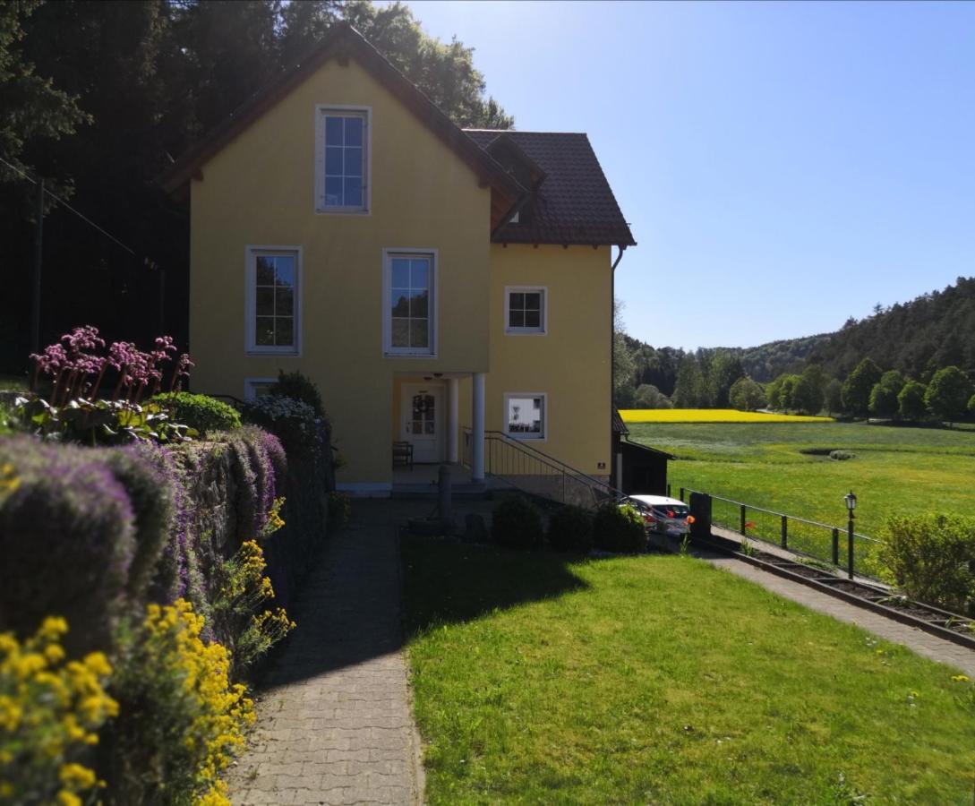 Ferienhaus Am Bach Mit Grossem Garten Deuerling Kültér fotó
